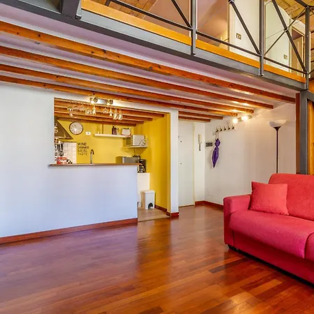 Colosseum Romantic Loft * Rome