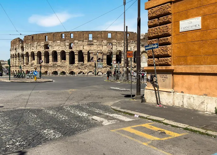 Colosseum Romantic Loft * Rome