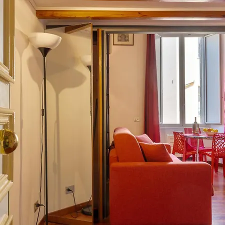 Colosseum Romantic Loft * Rome