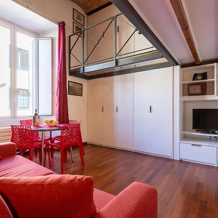 Colosseum Romantic Loft Apartment Rome