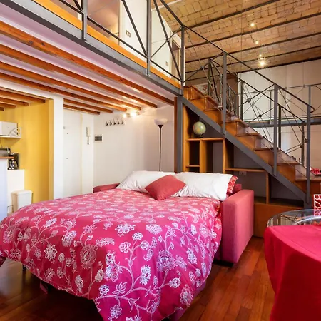 Colosseum Romantic Loft * Rome