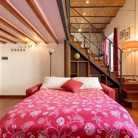 Colosseum Romantic Loft Apartment Rome