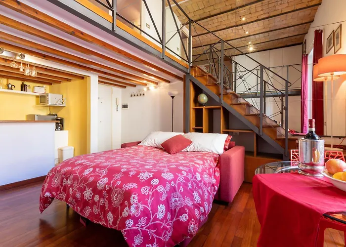 Colosseum Romantic Loft * Rome